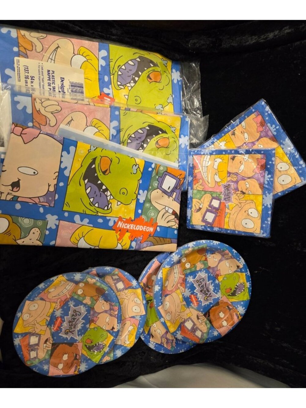 NEW Rugrats Party Set Plastic Tablecover Paper Plates Napkins Nickelodeon Design